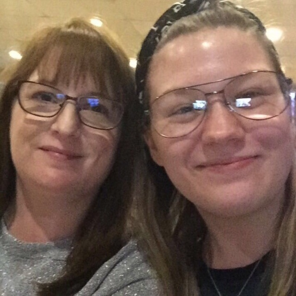 Meet your Posher, Lesley